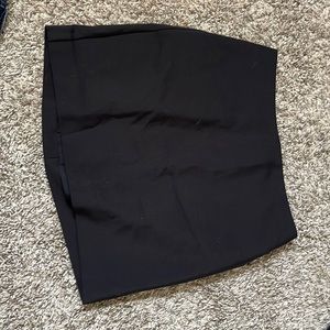 Black express mini skirt
